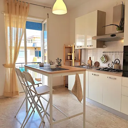 Apartment Brezza Marina A Pochi Passi Dal Mare *